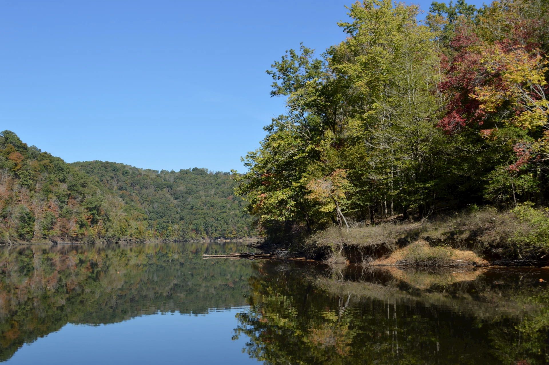 Town Of Sutton   Sutton Lake 